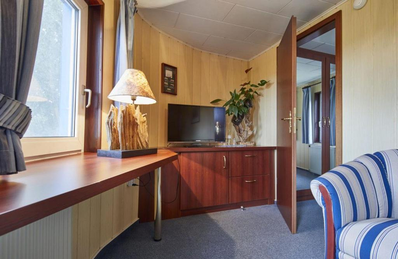 Others, Hotelschiff Stinne, Vorpommern-Rügen