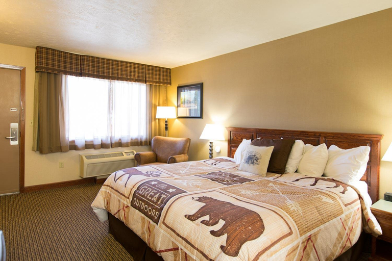 Bedroom 3, Crosswinds Inn, Gallatin