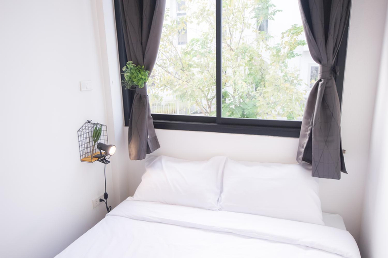 Bedroom 13