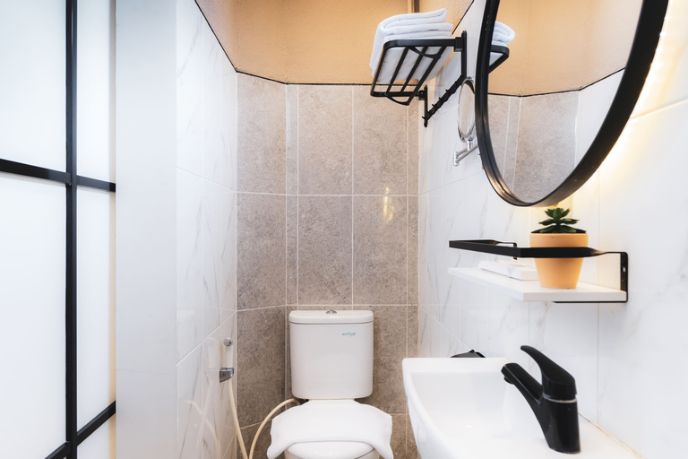 Bathroom 6