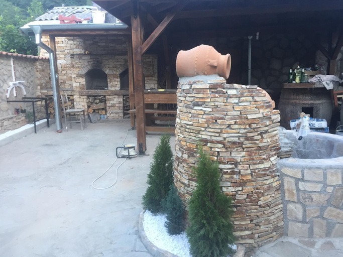 Food & Drinks, Elenite Guesthouse, Gotse Delchev