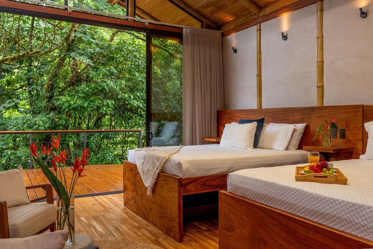 Bedroom 4, El Tigre Hideaway, Tilarán