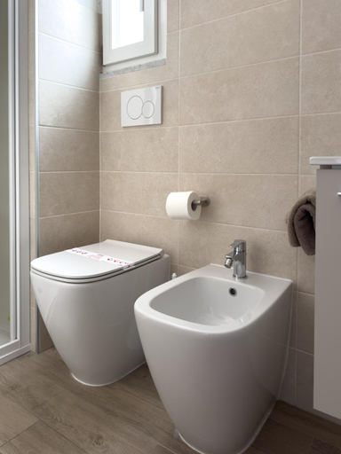Bathroom 7