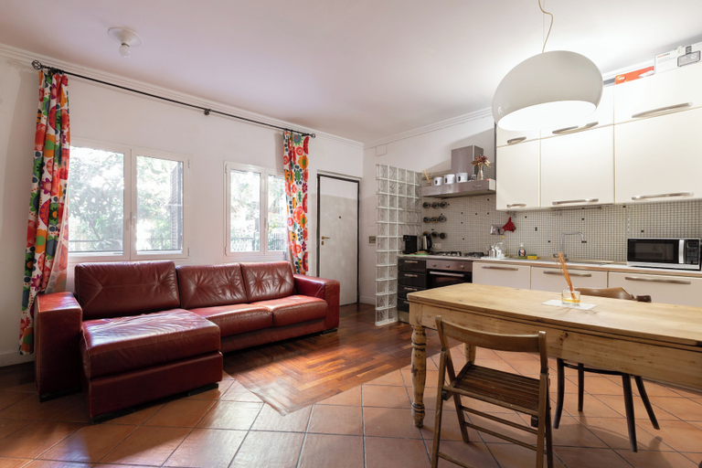 Others 5, Elegant apartment in Trastevere- Bolognese 45, Roma