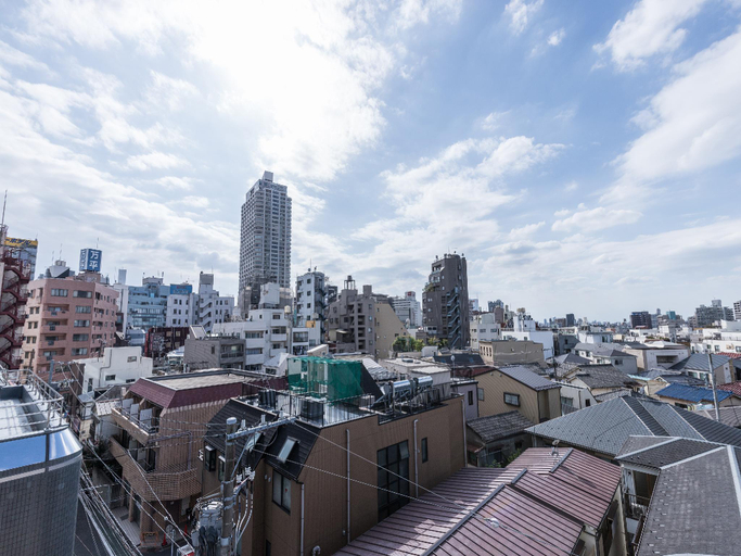 Others 3, Hotel Ikebukuro, Toshima
