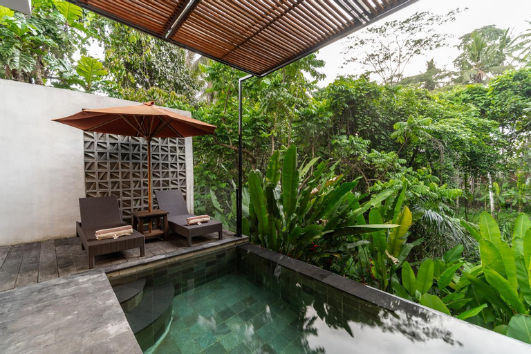 Swimming Pool 10