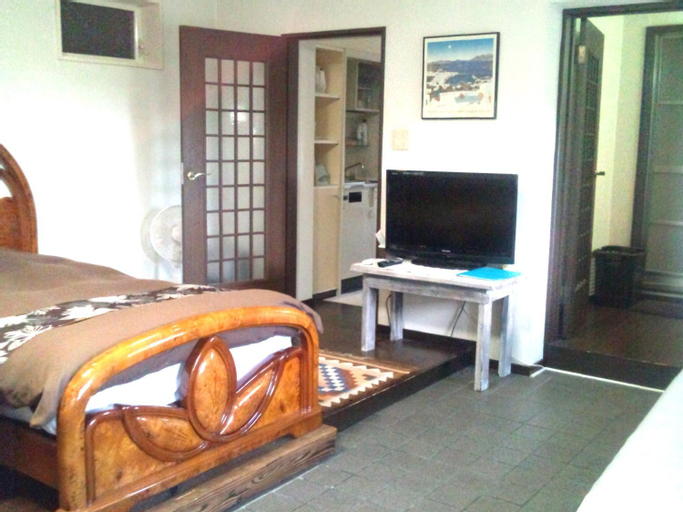 Bedroom 5