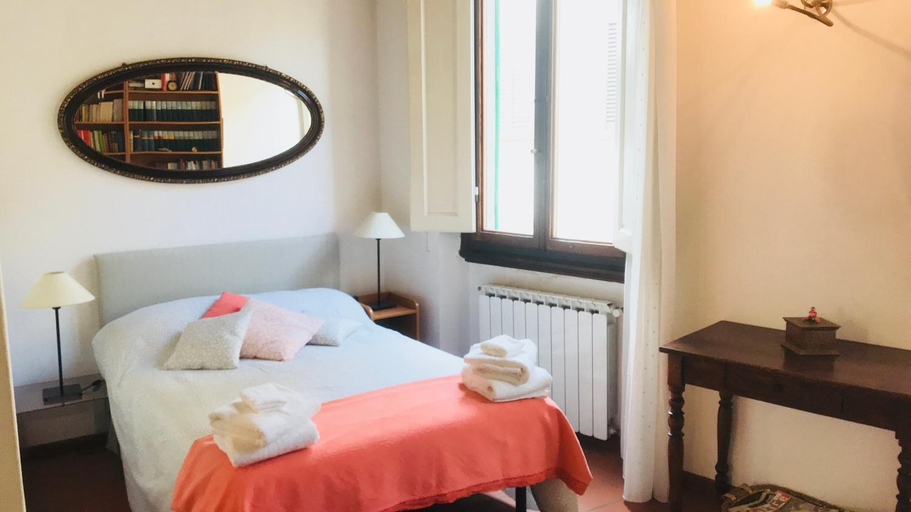 Bedroom, Gino's place, Florence
