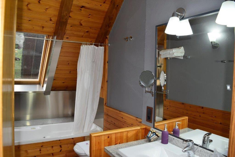 Bathroom 3, Mauberme Mountain Boutique Hotel, Lleida