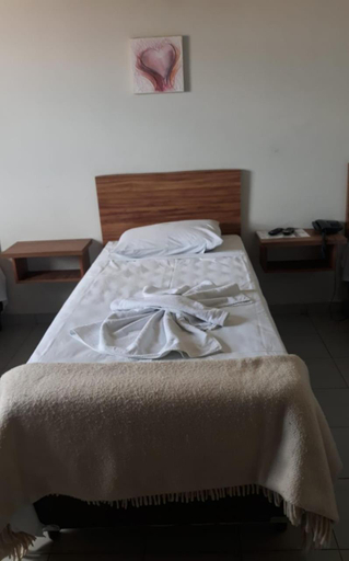 Bedroom 3, JC Palace Hotel, Machado
