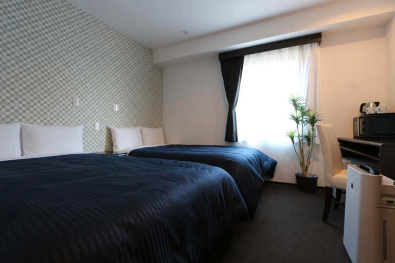 Bedroom 13