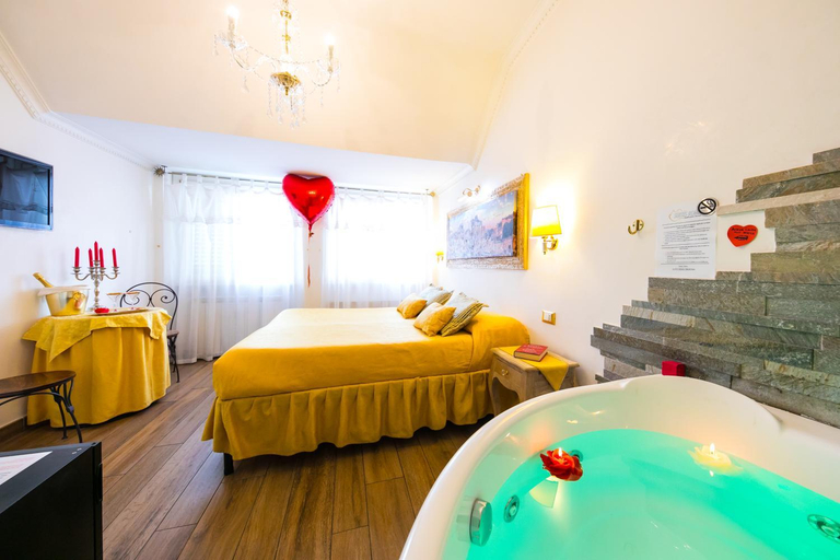 Others 4, Suites Roma Tiburtina Economy, Roma