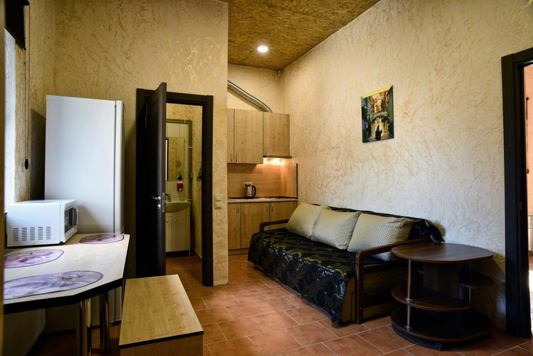 Others 2, Logovo Hostel, Odes'ka