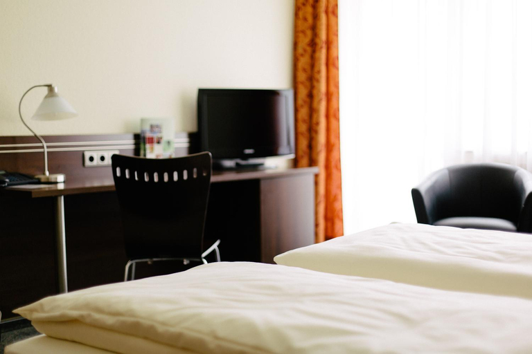 Bedroom 2, Hotel Astoria Bonn, Bonn