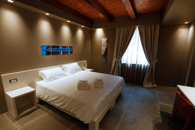 Il Casato Deluxe Rooms, Reggio Di Calabria