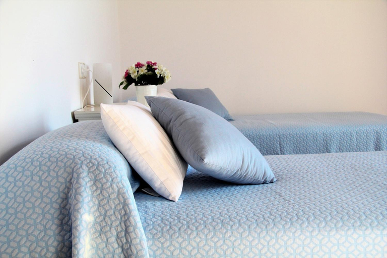 Others 2, Stunning Deia Views & Private Pool, Baleares
