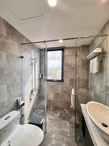 Bathroom 4, LE ANH, Phú Quốc