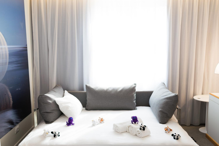 Bedroom 18