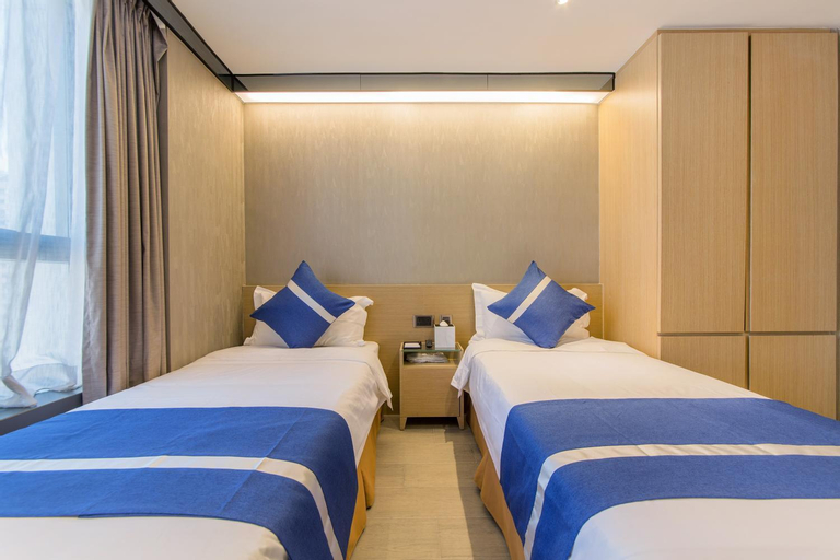 Bedroom 8