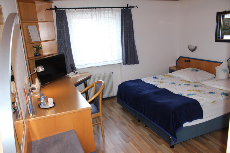 Bedroom 3, Hotel Restaurant Post Italia, Zollernalbkreis