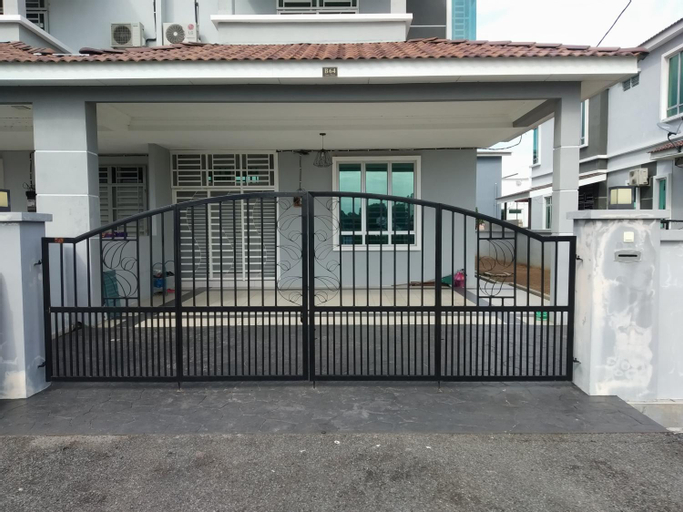Fathullah's Homestay, Pokok Sena