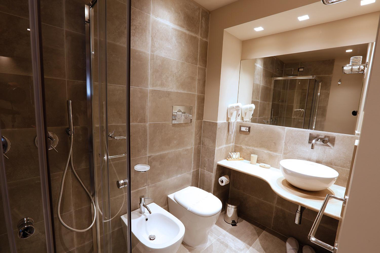 Bathroom 5, Il Casato Deluxe Rooms, Reggio Di Calabria