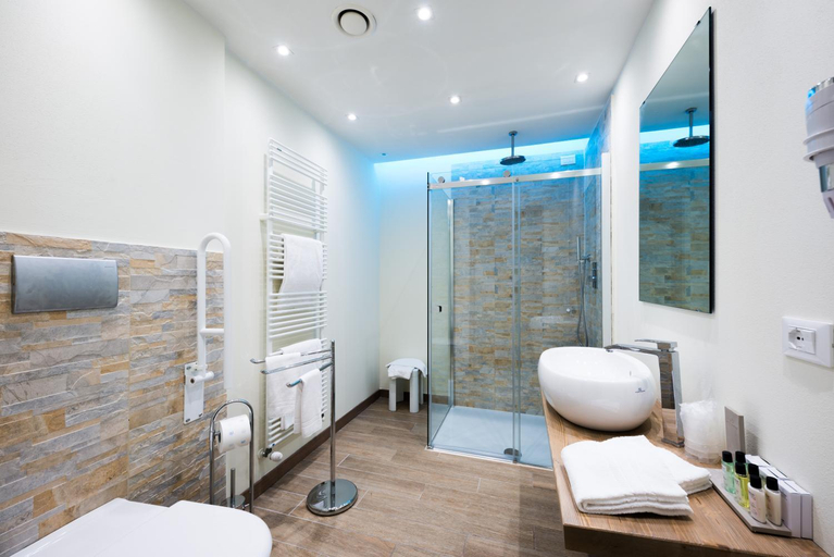 Bathroom 3
