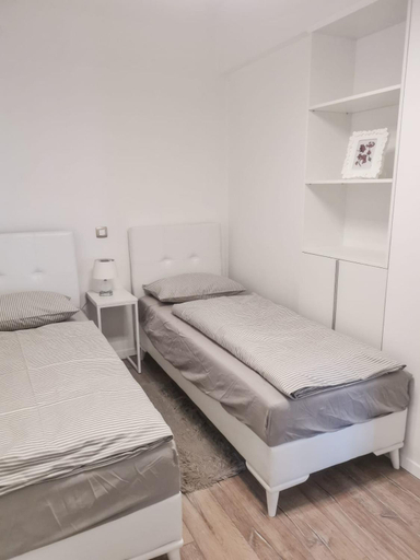 Others 5, Studio Apartment "Brigita" free parking, Rijeka