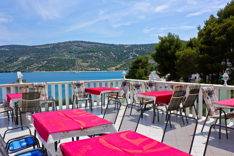 Others 5, Villa Drago, Marina