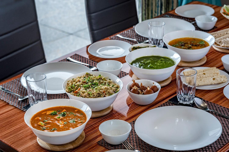 Food & Drinks, SaffronStays Rose Vineyard by the Lake, Nashik