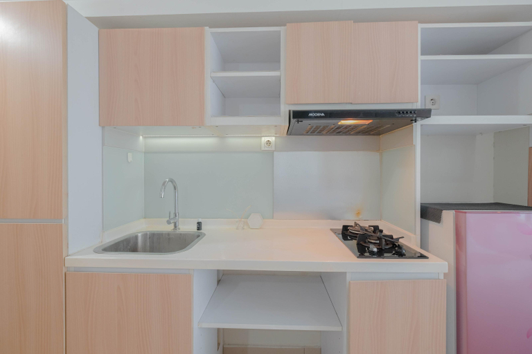 Others 4, Comfy and Restful Studio at Springlake Summarecon Bekasi Apartment By Travelio, Bekasi