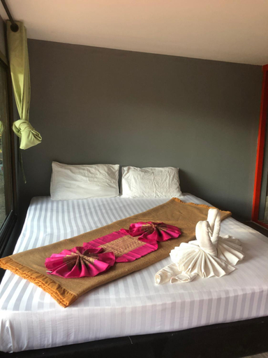 Bedroom 2, Khao Sok Blue Mountain, Phanom