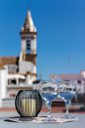 Others 3, Vinos & Vinilos by H, Huelva