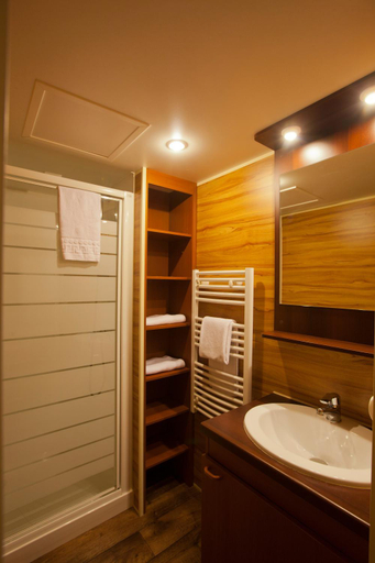 Bathroom 4, Disney Davy Crockett Ranch, Seine-et-Marne
