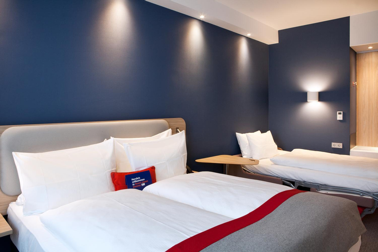 Bedroom 9