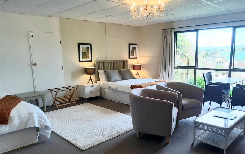 Bedroom, Paeroa bed and breakfast, Hauraki