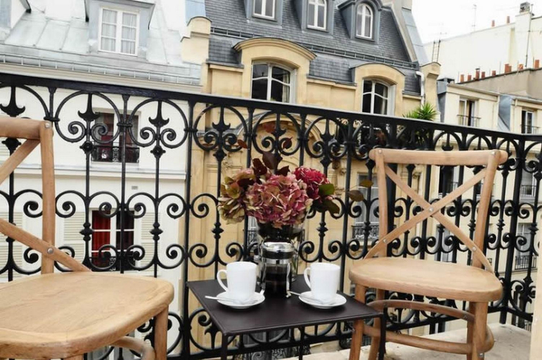 Others 5, Appartements Caumartin 64, Paris