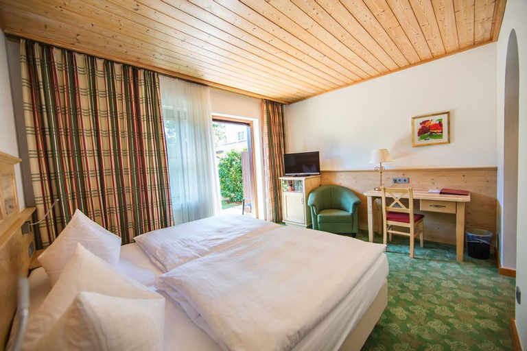 Bedroom 9