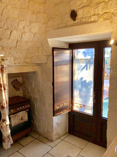 Others 2, Trulli Caroli, Taranto
