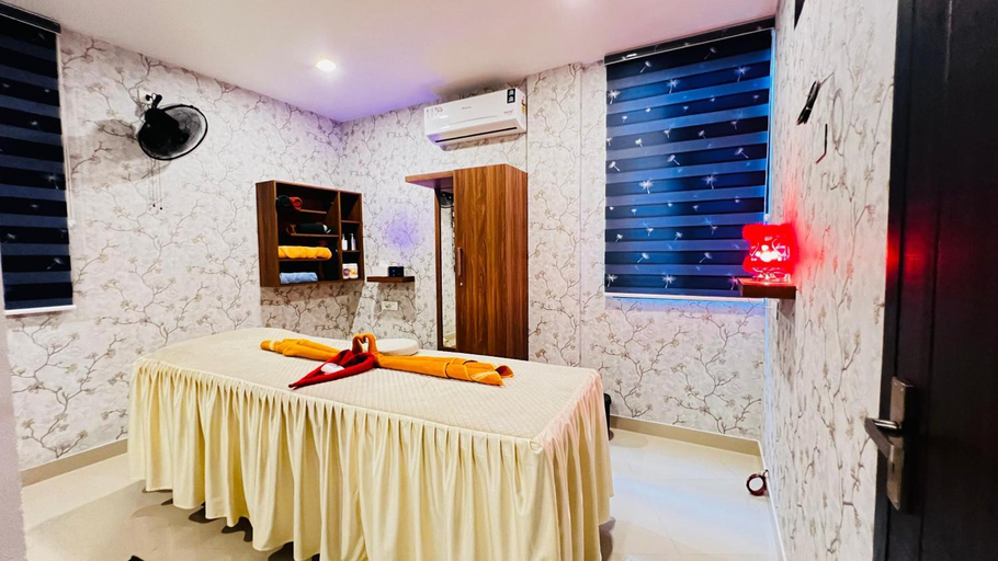Massage 5, Karipur Rooms , Malappuram
