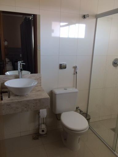Bathroom 4, Cristal Park Hotel, Cristalina