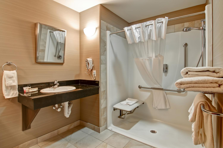 Bathroom 4, Canalta Hotel Shaunavon, Division No. 4