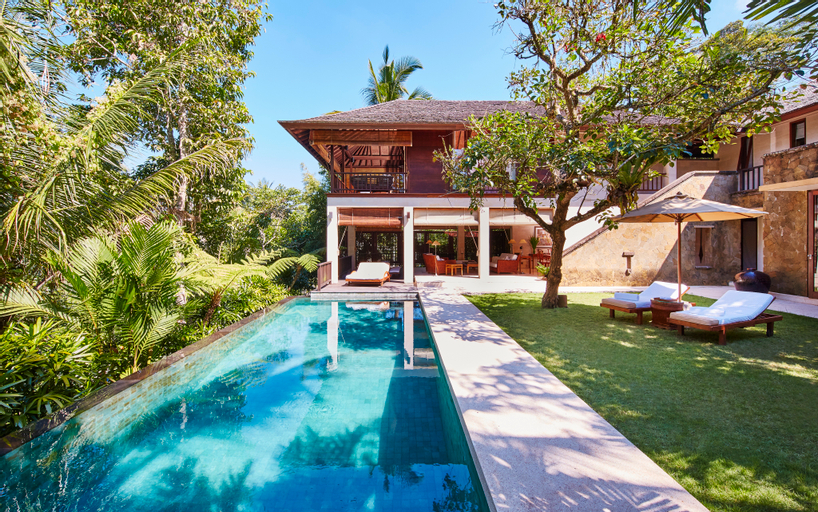 Swimming Pool 4