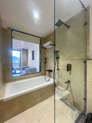 Bathroom 3, Hotel Melcome, Kullu