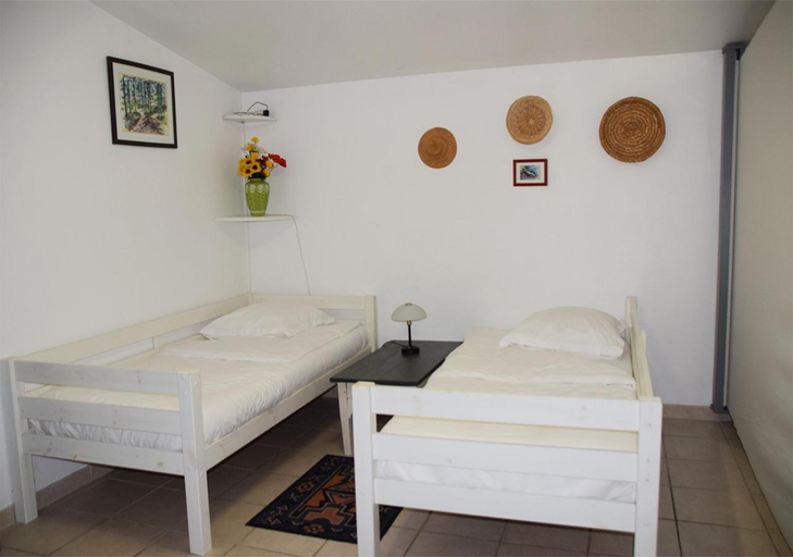 Bedroom, La Maison Des Invites, Vaucluse
