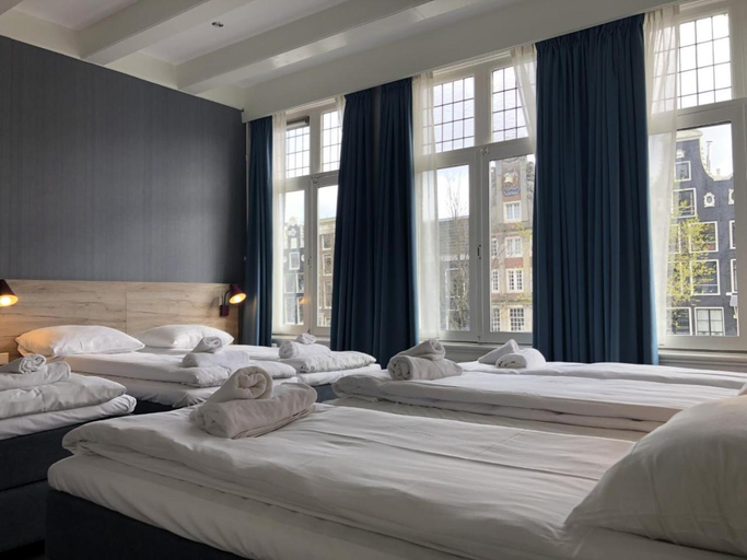 Bedroom 2, Hotel Vijaya Amsterdam Centre Hotel, Amsterdam