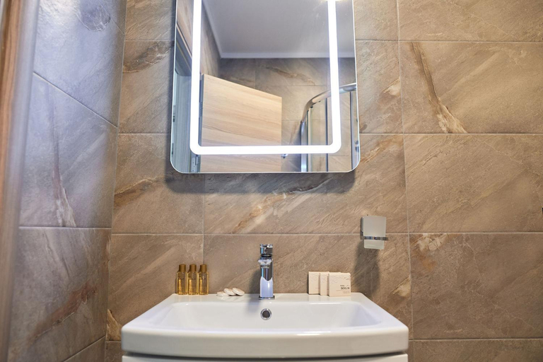 Bathroom 4, Berlin luxury apartments Spa n Pool Beach resort, Navodari