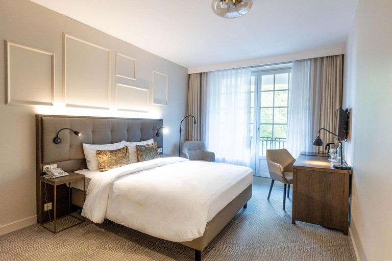 Bedroom 8