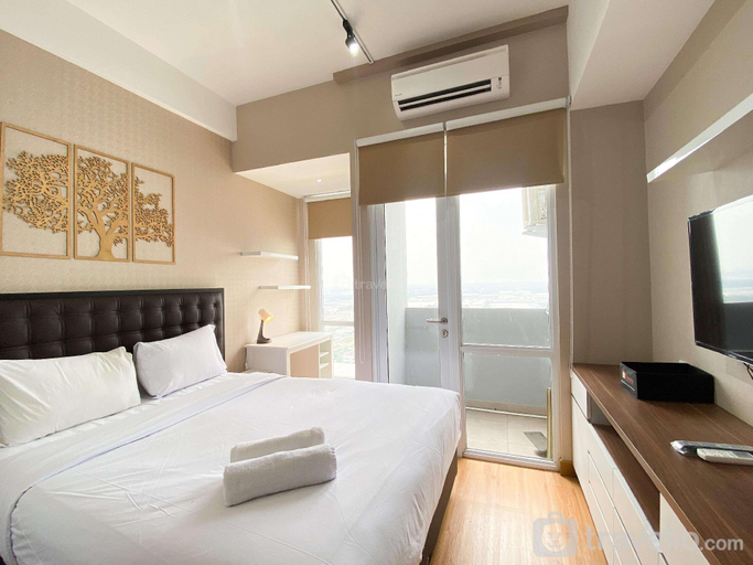 Bedroom 2, Warm & Cozy Studio at Vasanta Innopark By Travelio, Cikarang