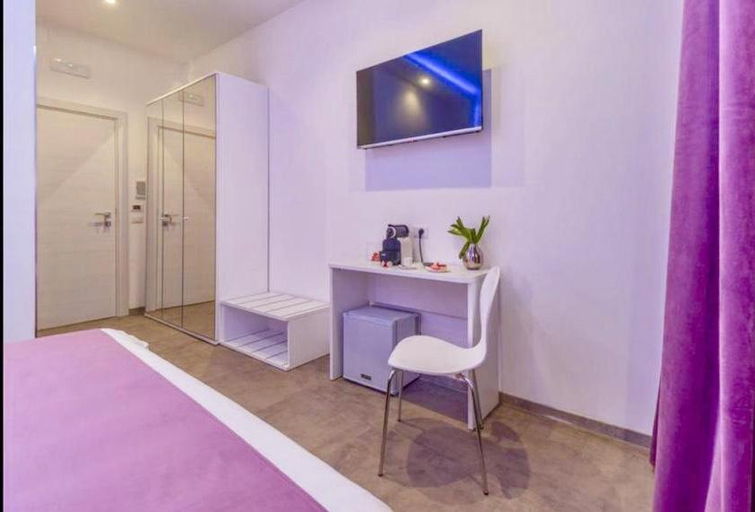 Others 2, Governo Vecchio Guesthouse Navona, Rome